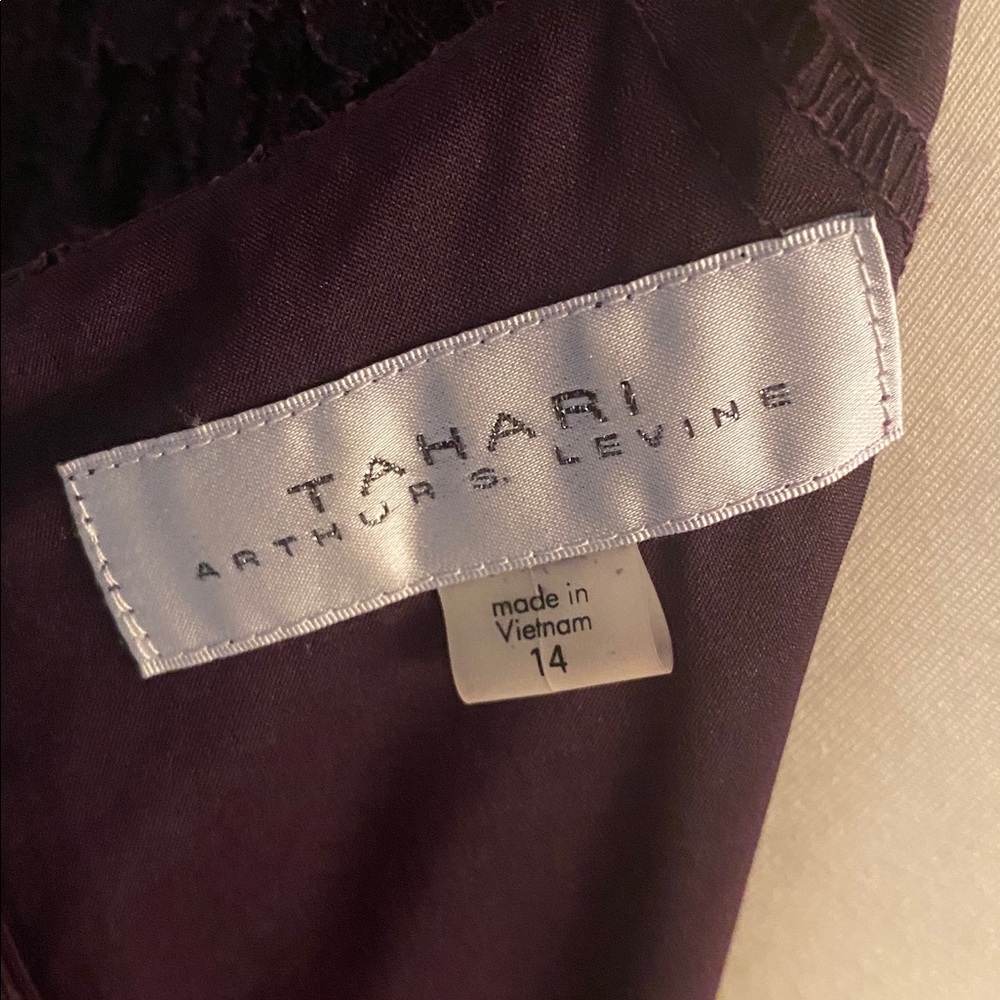 TAHARI sparking eggplant colored special occasions dress size 14 - Picture 9 of 11